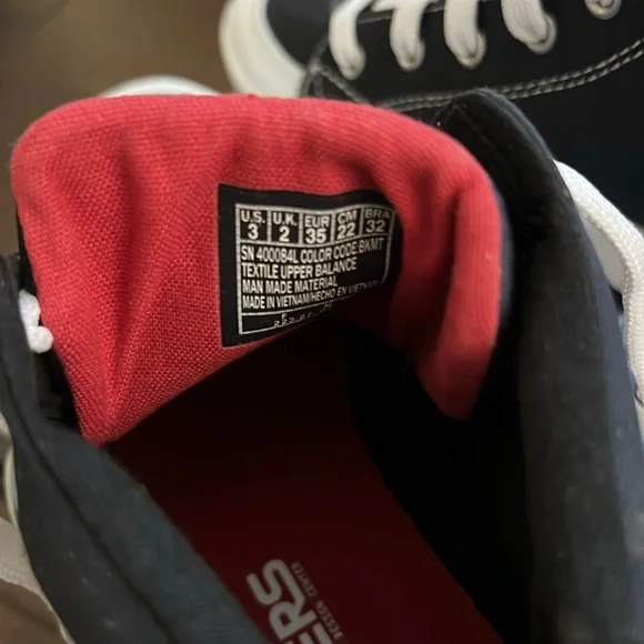 Skechers Boys High-Top Sneakers - Black and White with Astronaut Design, Size 3 - Picture 7 of 9